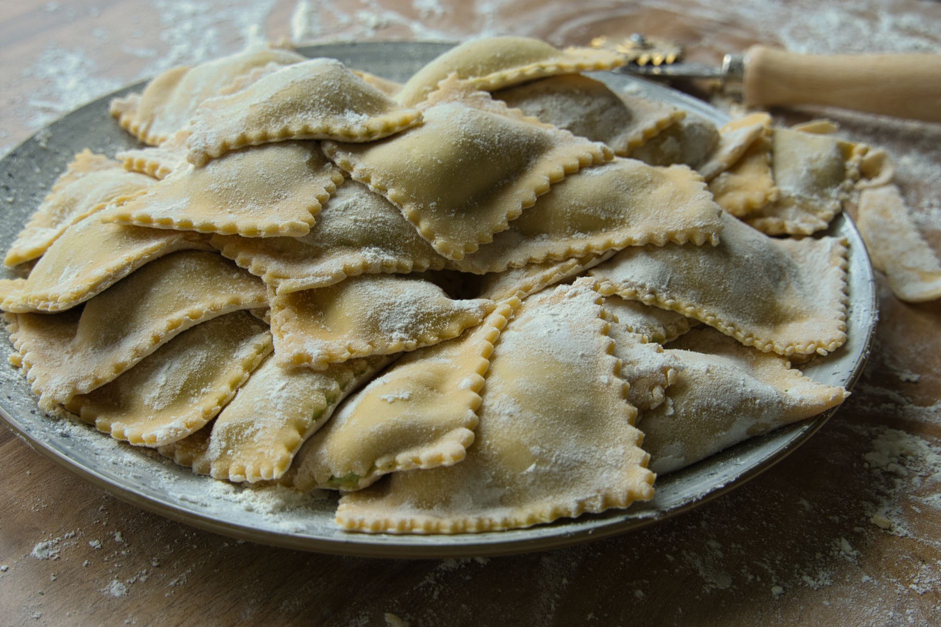 Jak przechowywać świeży makaron i ravioli, żeby się nie skleiły
