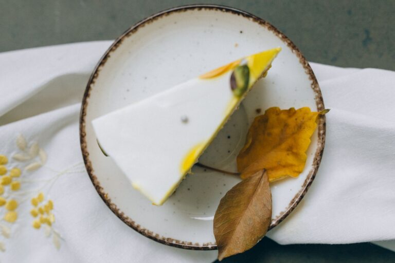 Semifreddo pistacjowe: włoski deser mrożony bez maszyny do lodów